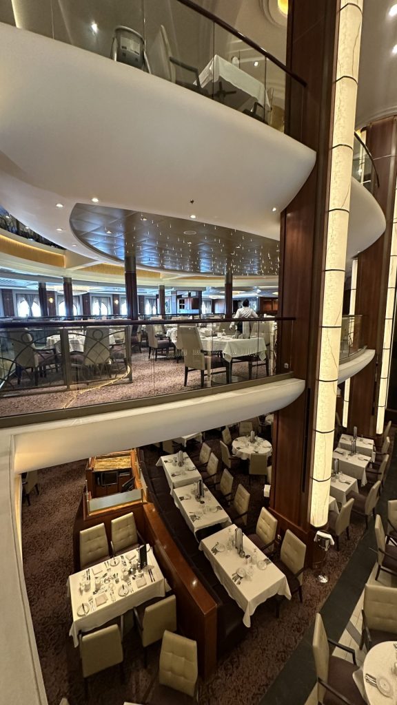 Main Dining Room | Royal Caribbean | Oasis of the Seas