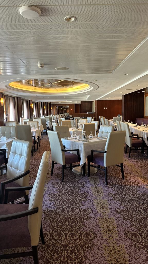 Main Dining Room | Royal Caribbean | Oasis of the Seas