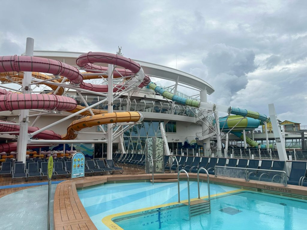 Main Pool Deck | Royal Caribbean | Oasis of the Seas