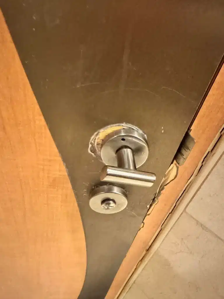 Amazing Heartwarming Reddit Story: Enchantment of the Seas Cupholder Goes Viral