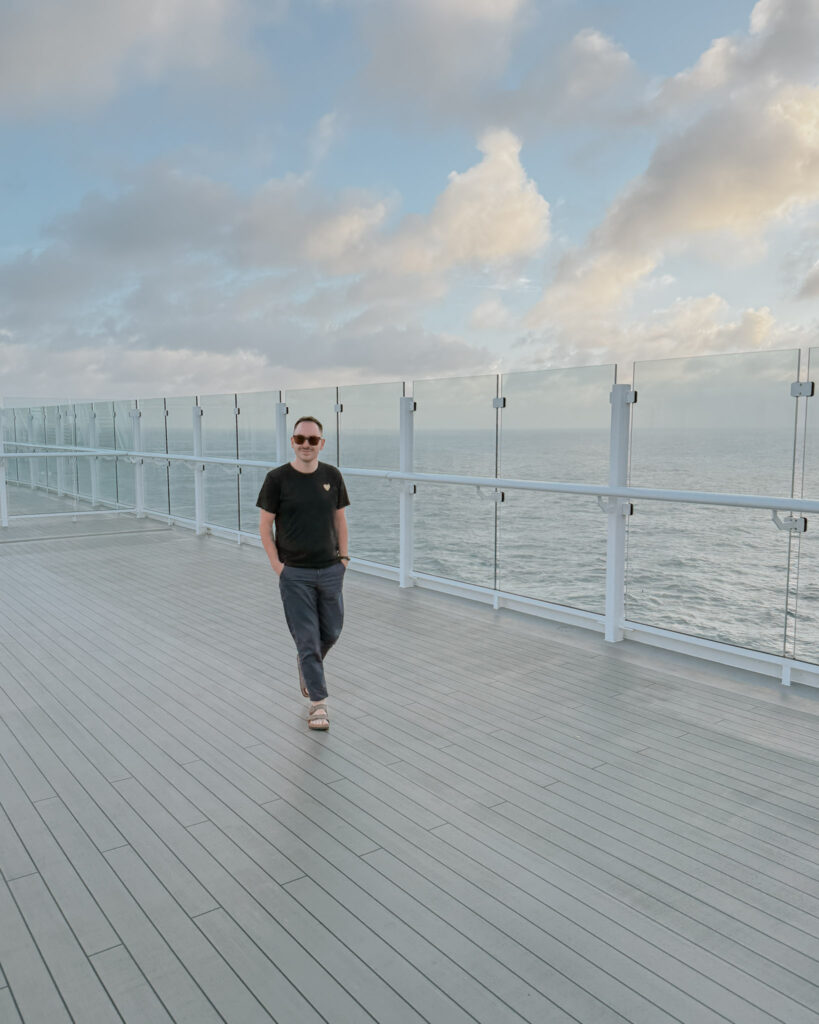Outside area of Mein Schiff Relax