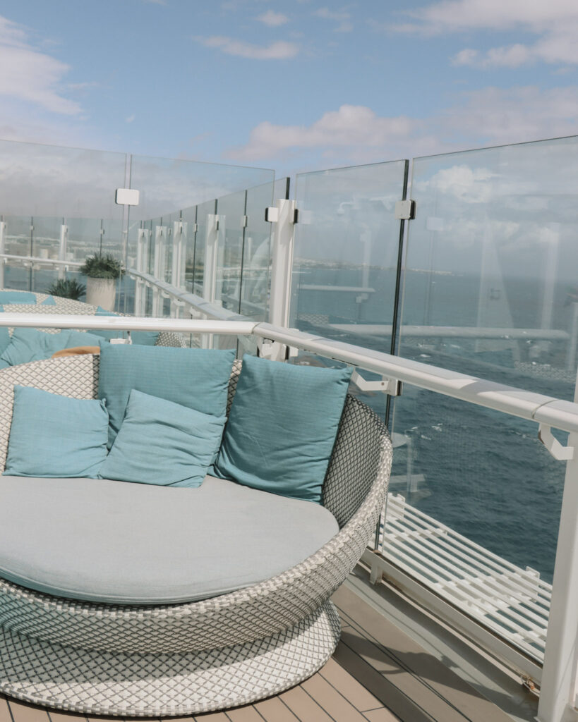 Outside area of Mein Schiff Relax